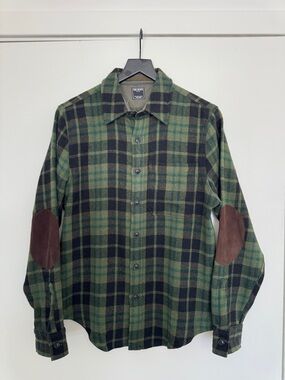 Green and Black Plaid Button-Up Shirt with Brown Elbow Patches